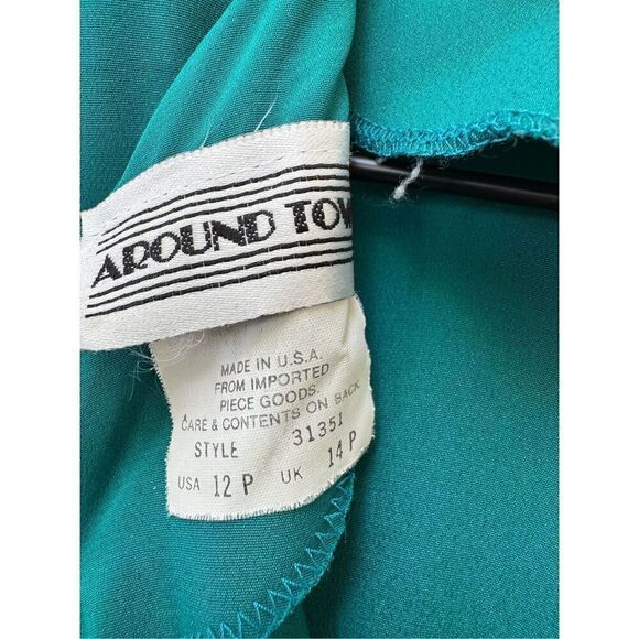Around Town women’s M vintage 70s emerald green dress with matching belt - Picture 4 of 8